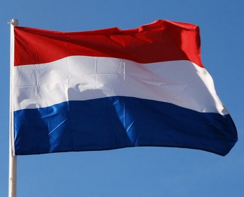 هالنډ په ایران کې د خپل سفارت فعالیتونه په لنډمهاله توګه باکو ته ولېږدول