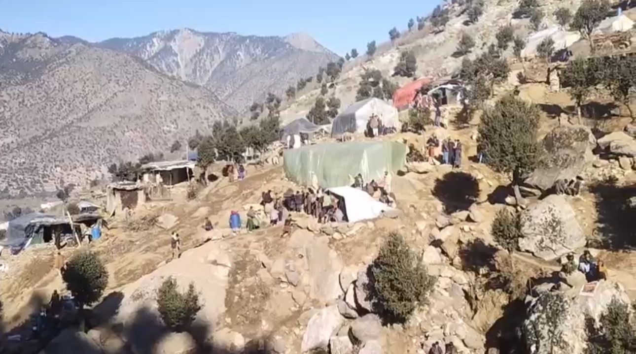 ځانګړی رپوټ: د کونړ په چپه دره کې د بېروجو کان «چور روان دی او ځايي طالبان پکې باج اخلي»