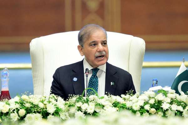 شهباز شریف په دوحه کې د اسلامي هېوادونو په بېړنۍ غونډه کې ګډون کوي