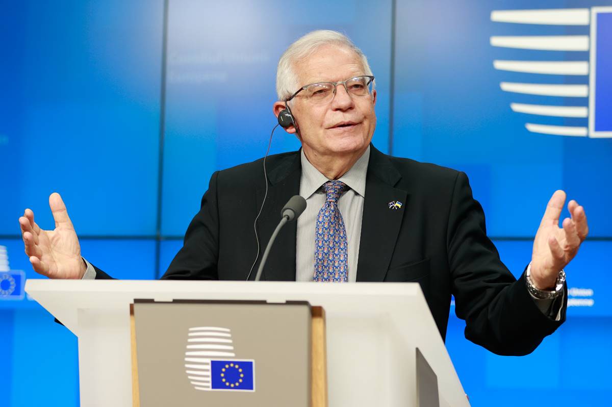 انتقاد مسئول سیاست خارجی اتحادیه اروپا از جامعه جهانی:«به نظر می‌رسد افغانستان وجود ندارد»