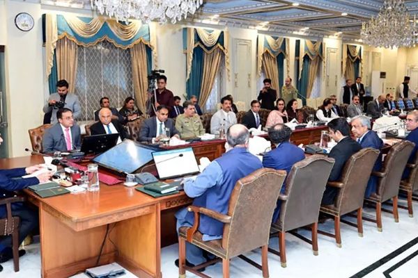 Pakistan Ready To Engage In Preferential Trade With Afghanistan & Azerbaijan