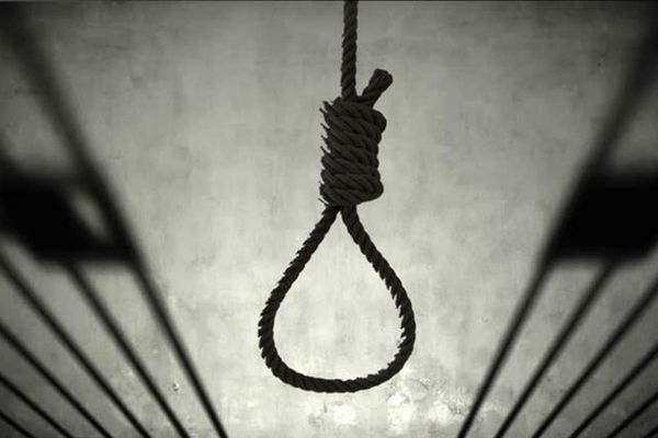Iran Executes Six Afghan Nationals In April Amid Surge In Death Sentences