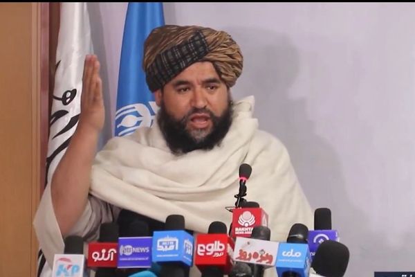 د طالبانو د کار او ټولنیزو چارو وزارت وايي د ۷۶ زیانمنو ښځو ساتنه کوي