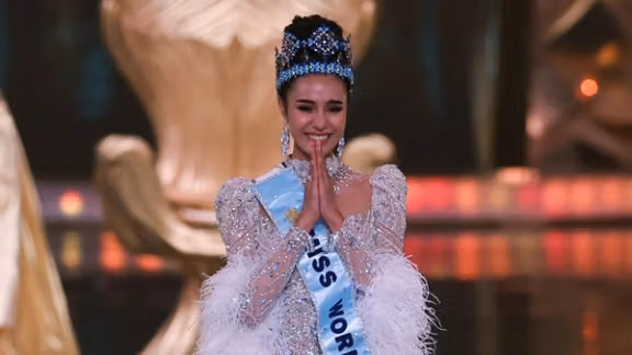 په هند کې د نړۍ د ښکلې جینۍ پرسر تاج اېښودنې ناندرۍ راوپارولې