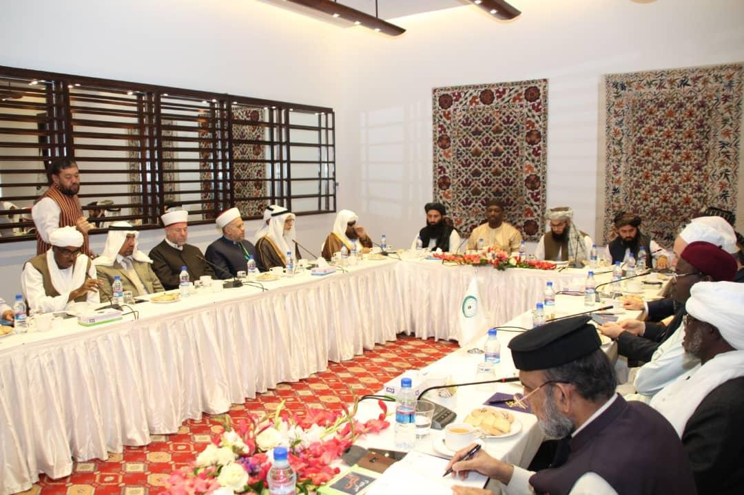 نمایندگان سازمان همکاری اسلامی با وزیر امر به معروف و نهی از منکر طالبان دیدار کردند