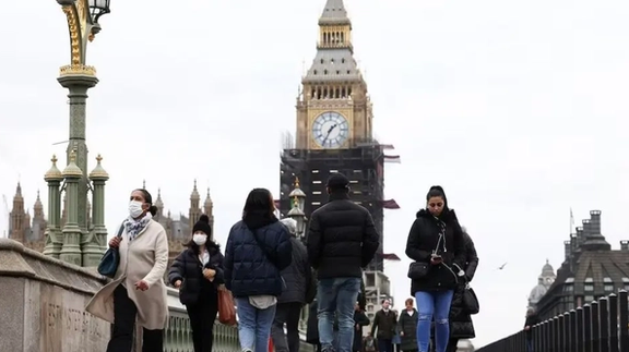 برېتانيا د افغان، ايراني او سوريايي پناه غوښتونکو غوښتنلیکونه په چټکۍ سره تعقيبوي