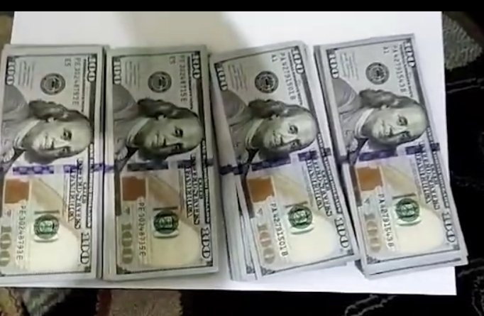 ننګرهار کې دوو ځوانانو بهر ته د تلو لپاره له خپل کور څخه ۶۹ زره ډالر غلا کړي