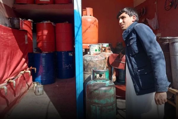 طالبانو په کابل کې د اوبلن ګاز د پلورلو «دولتي مرکزونه» پرانېستل