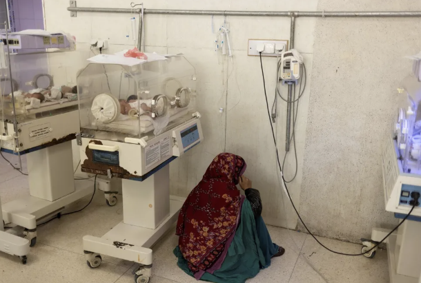 وزير الصحة في حكومة طالبان: 95% من سكان أفغانستان غير قادرين على تحمّل تكاليف العلاج