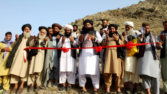 طالبان از آغاز استخراج معدن نفرایت ولایت کاپیسا خبر داد