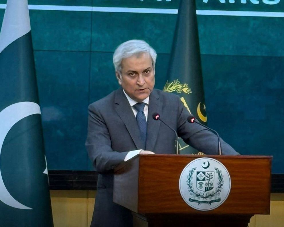 إسلام آباد تؤكد أن زيارة الوفد الباكستاني إلى أفغانستان كانت "غير رسمية"