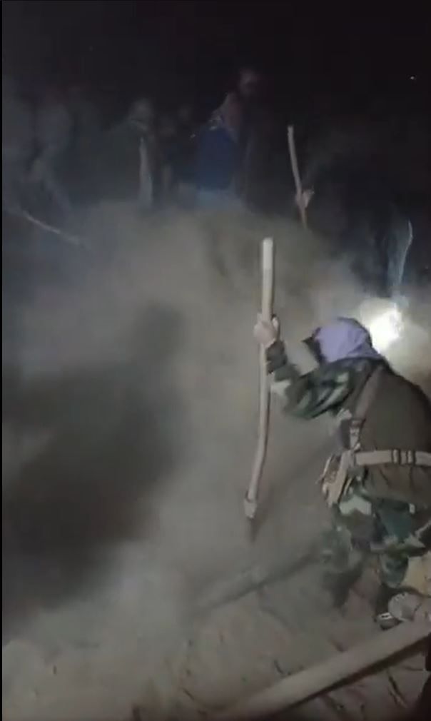 د بلخ په شولګرې ولسوالۍ کې د شوې زلزلې له امله ۴ کسان مړه شوي او ګڼ نور ټپيان دي