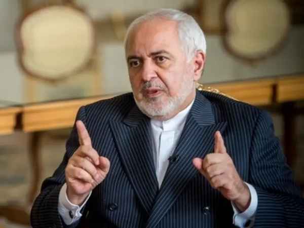 جواد ظریف: امریکا له افغانستانه د وتلو لپاره له طالبانو سوالګري وکړه