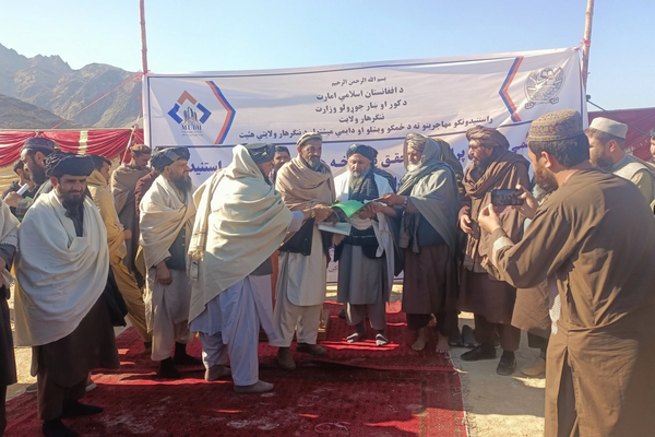 طالبانو په ننګرهار کې د راستنو شویو لپاره یو ځانګړي شوي ښارګوټي کې د ځمکو وېش پیل کړ