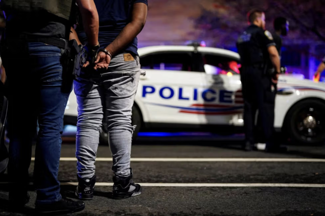 اعتقال شخصين في يوتا بتهمة زرع عبوة ناسفة تحت سيارة تابعة لشبكة "فوكس نيوز"