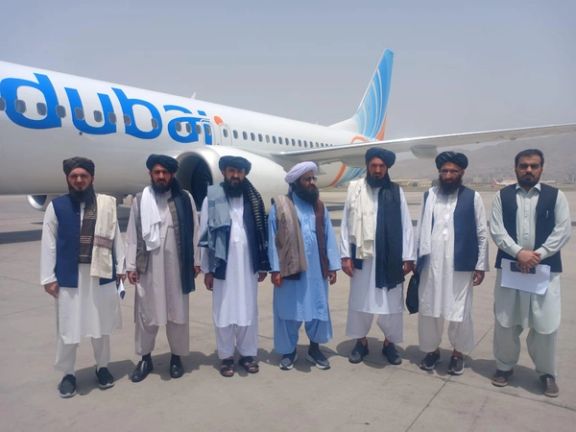 د طالبانو یو پلاوی له نشهیي توکو سره د مبارزې کنفرانس کې د ګډون لپاره قطر ته تللی