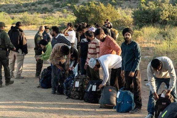 اداره مهاجرت امریکا با شش ساعت اطلاع قبلی برخی مهاجران را به کشور ثالث اخراج میکند