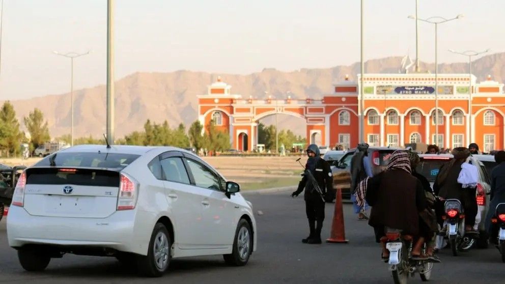 طالبان برای تامین امنیت محل سکونت هبت‌الله در قندهار بازرسی‌های امنیتی را افزایش داده است 