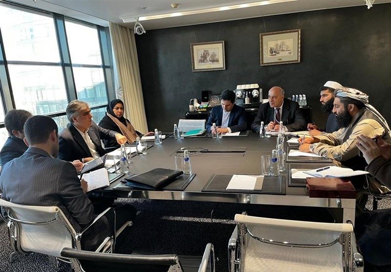 طالبانو له ایران سره د بانکي پراختیا په برخه کې هوکړه وکړه