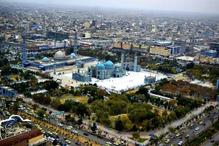 طالبان وایي بلخ کې راستنېدونکو کډوالو ته د مرستو وېش بهیر پیل شو