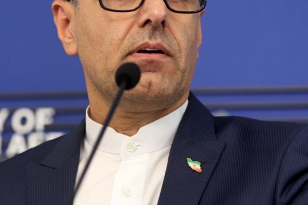 تهران وايي چې د طالبانو د رسمیت پېژندنې په اړه لا پرېکنده پایلې ته نه دی رسېدلی