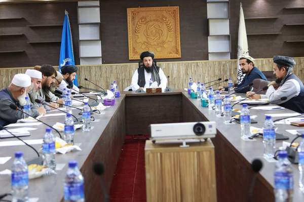 د طالبانو د کار او ټولنیزو چارو وزارت د بېکارۍ د راکمولو په تړاو ناسته کړې