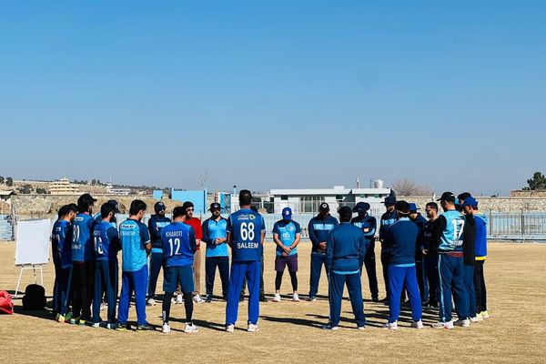 د کرېکټ ملي لوبډلې په خوست کې د سریلانکا پر وړاندې د لوبلړۍ لپاره تمرینات پیل کړل