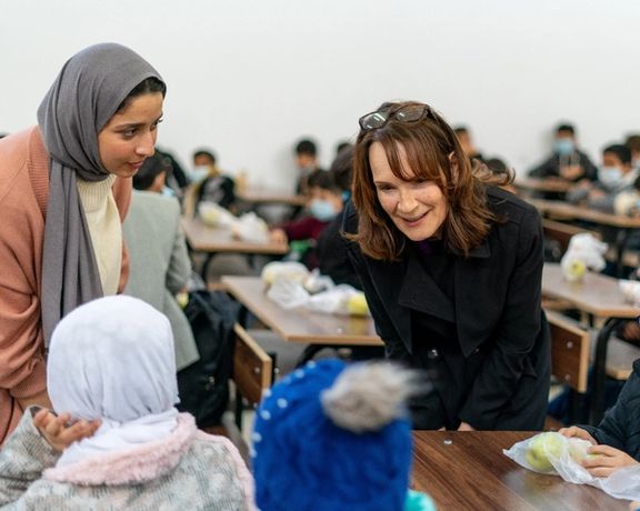 معاون یوناما: اگر سوء رفتار با زنان ادامه یابد، رسمیت طالبان «بسیار زیاد» دشوار خواهد بود