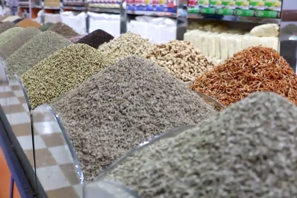 له هرات نه بهر ته د ۲۴ میلیونه ډالرو په ارزښت ۲۲ زره ټنه طبي بوټي صادر شوي