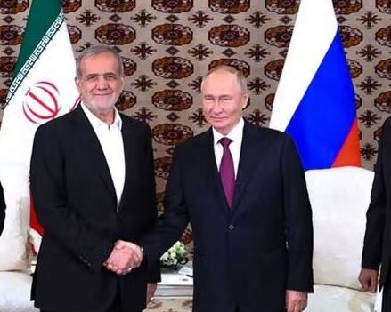 پوتین در تماس با پزشکیان خواستار «کاهش سریع تنشها» شد