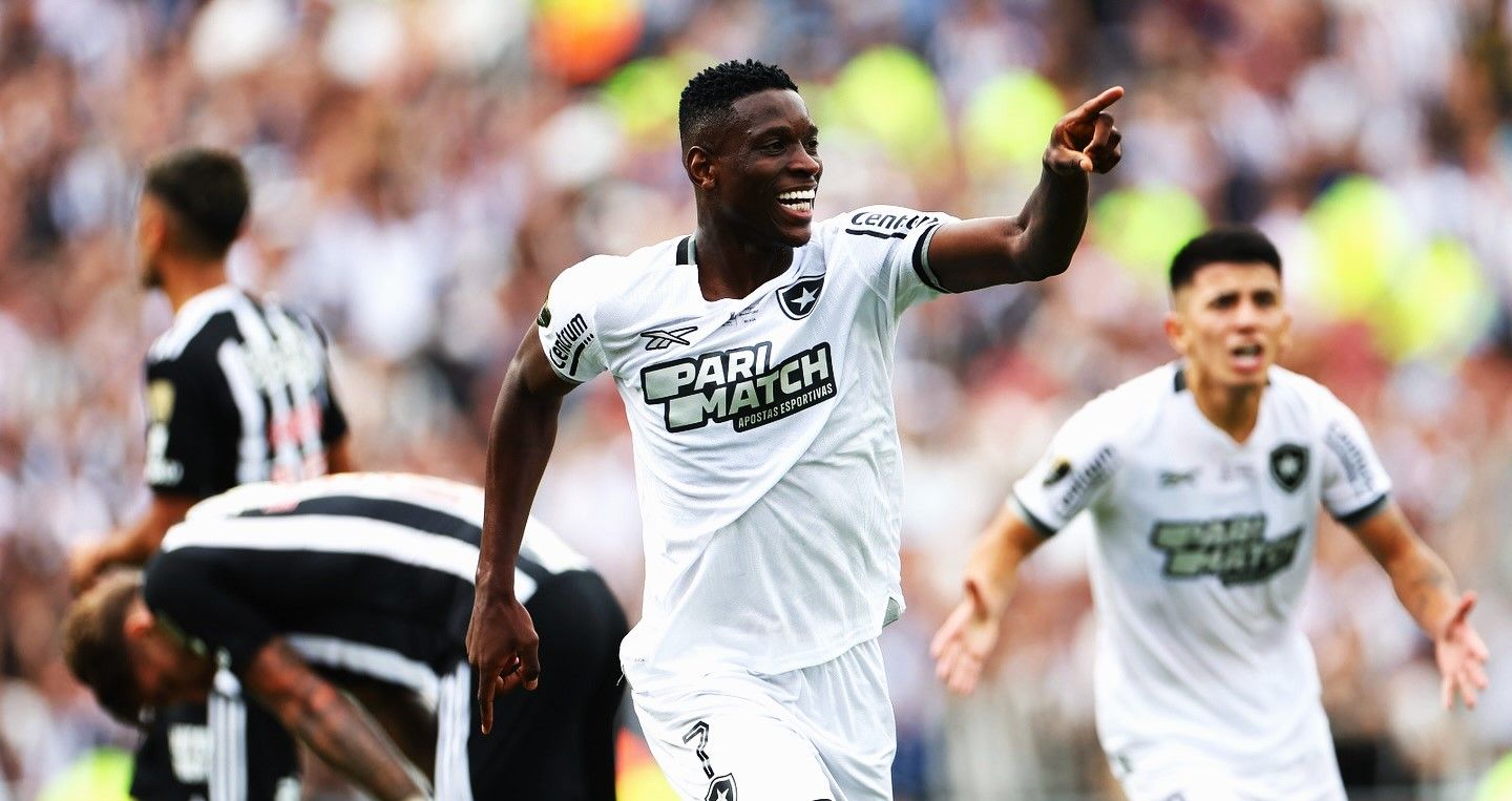 بوتافوگو برازیل ٨٨ دقیقه ده نفره بازی کرد، اما برای نخستین‌بار قهرمان لیبرتادورس شد