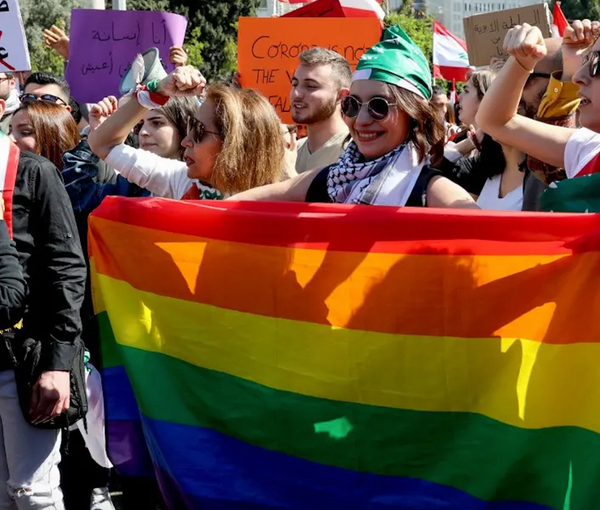 عراق رسانه‌ها را ملزم کرد به جای کلمه «همجنس‌گرایی» از «انحراف جنسی» استفاده کنند