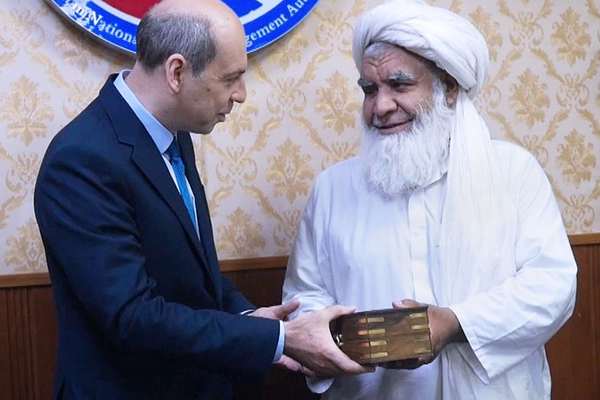 طالبان و روسیه برای مدیریت حوادث در افغانستان همکاری میکنند