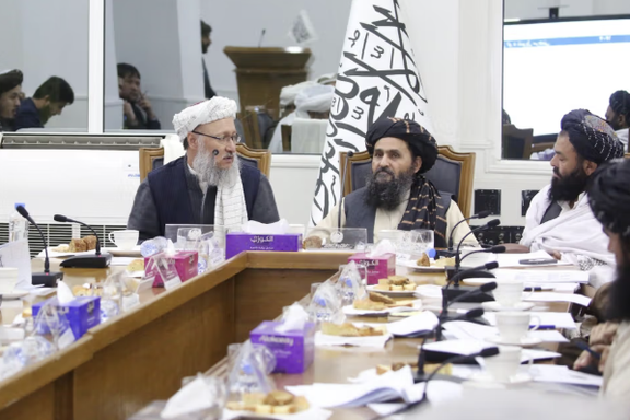 وزير مالية أفغاني سابق: بيئة الاستثمار في أفغانستان غير مواتية رغم جهود طالبان