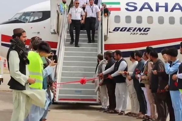 یک شرکت هوایی ایران پروازهای مستقیم میان مزارشریف و مشهد را آغاز کرد