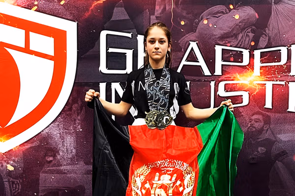 صوفیه سروری دو مدال طلا از مسابقات گراپلینگ آلمان به دست آورد