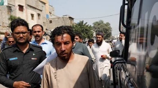 د عاصم منیر له توندو خبرو وروسته په اسلام اباد کې د افغانانو نیونې او شړنې زیاتې شوې دي