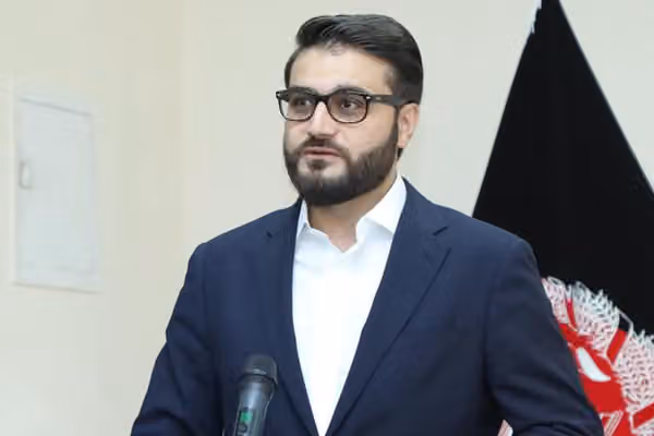 حمدالله محب اولین ماهواره شرکتاش را به فضا فرستاد
