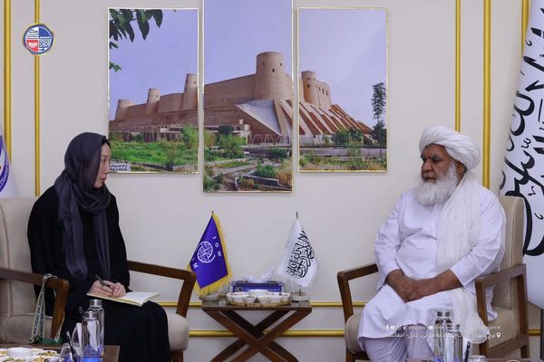 طالبان او د کډوالۍ نړیوال سازمان چارواکي د همکاریو پر پیاوړتیا غږېدلي