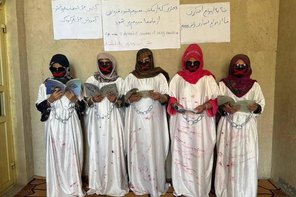 د ښځو د حقونو ملاتړ بنسټ: د طالبانو د «زوجینو د تفریق اصولنامه» د بشري حقونو ښکاره نقض دی