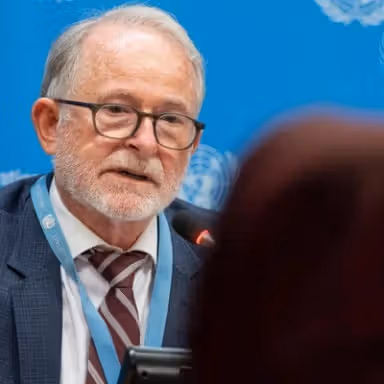 رېچارډ بېنېټ: په افغانستان او نړۍ کې باید ظلم او بېعدالتي عادي ونه ګڼل شي