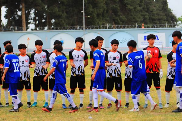 نبرد آیندهسازان فوتبال؛ آغاز مسابقات زیر ۱۴ سال در زونهای شمالشرق و جنوبشرق افغانستان