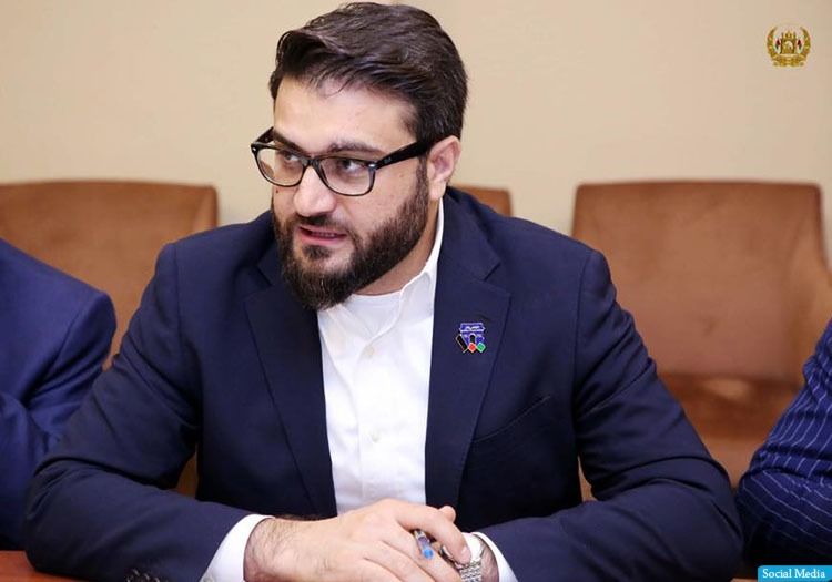 طنز سیاسی؛ در دفاع از بنتلی سواری محب