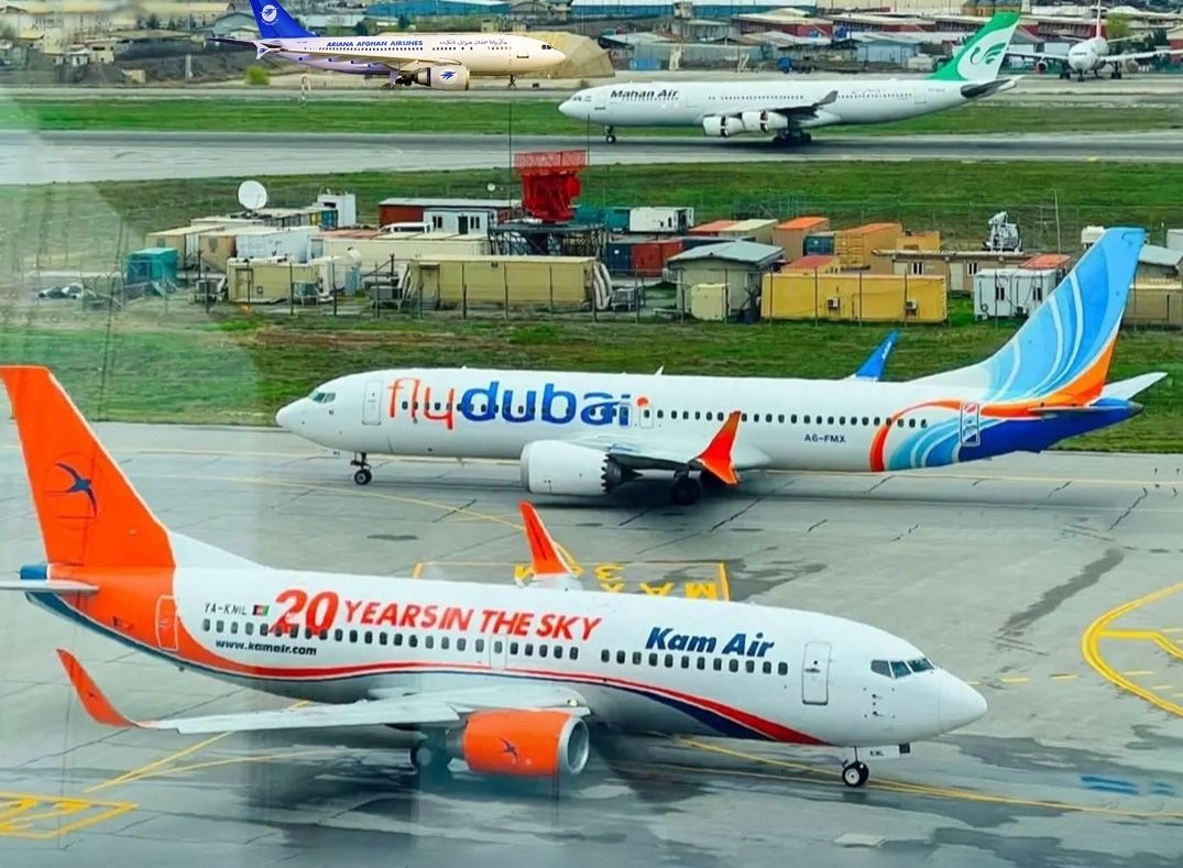 طالبان: هره ورځ له ۲۷ کورنيو او نړۍوالو هوایي ډګرونو منظمې الوتنې کېږي