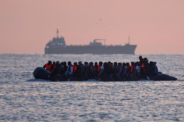 تراجع معدّل قبول طلبات لجوء الأفغان في بريطانيا