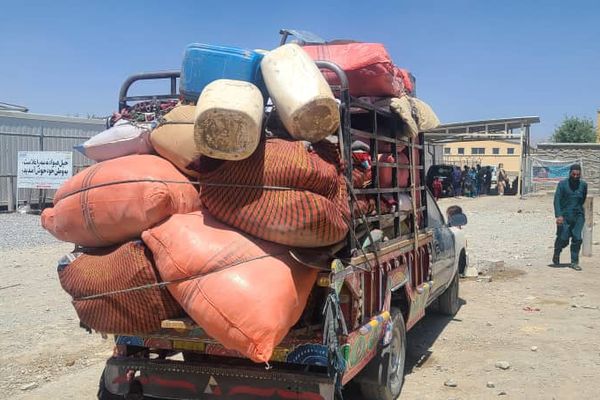 تازه له پاکستان او ایران نه نږدې ۳زره کډوال افغانستان ته ستانه شوي