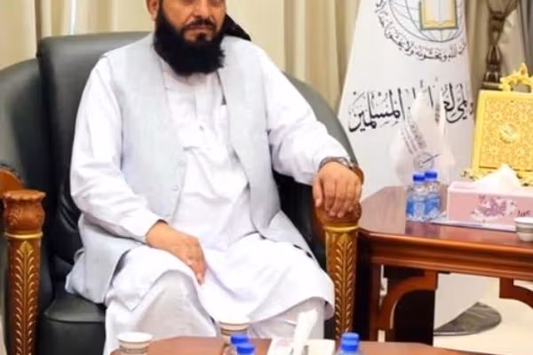 په دوحه کې د طالبانو سفیر د کویټ له سفیر سره د دیپلوماتیکو اړیکو پر پراختیا غږېدلی