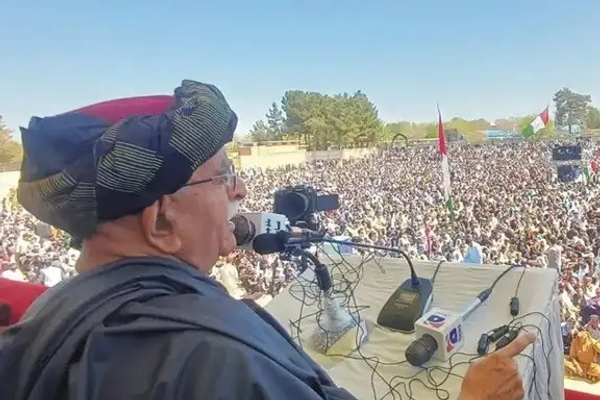 محمودخان اڅکزی: څوک چې د افغانستان پر استقلال خوا نه بدوي، نه پښتون دی او نه مسلمان