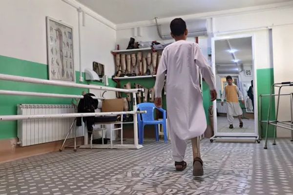 صلیب سرخ: ۶۶ درصد قربانیان مواد منفجره در افغانستان کودکان هستند