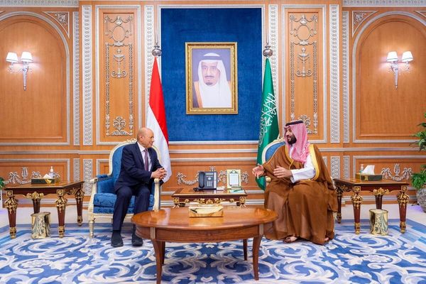 عربستان سعودی بیش از ۳۶۰ میلیون دالر به دولت یمن کمک میکند